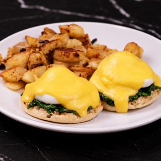 Eggs Benedict with Florentine